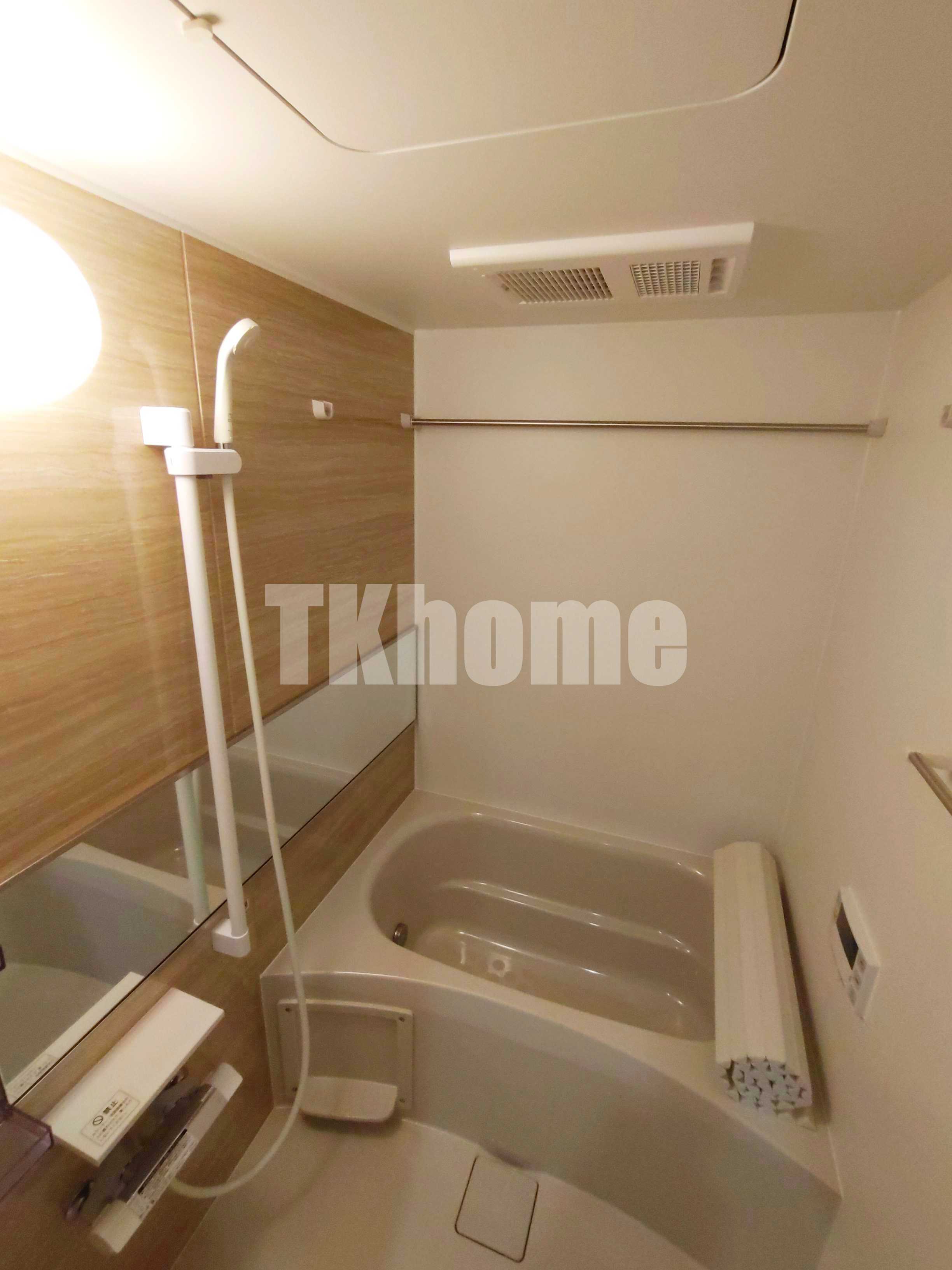 バス・シャワールーム　追い焚き・浴室乾燥機付き