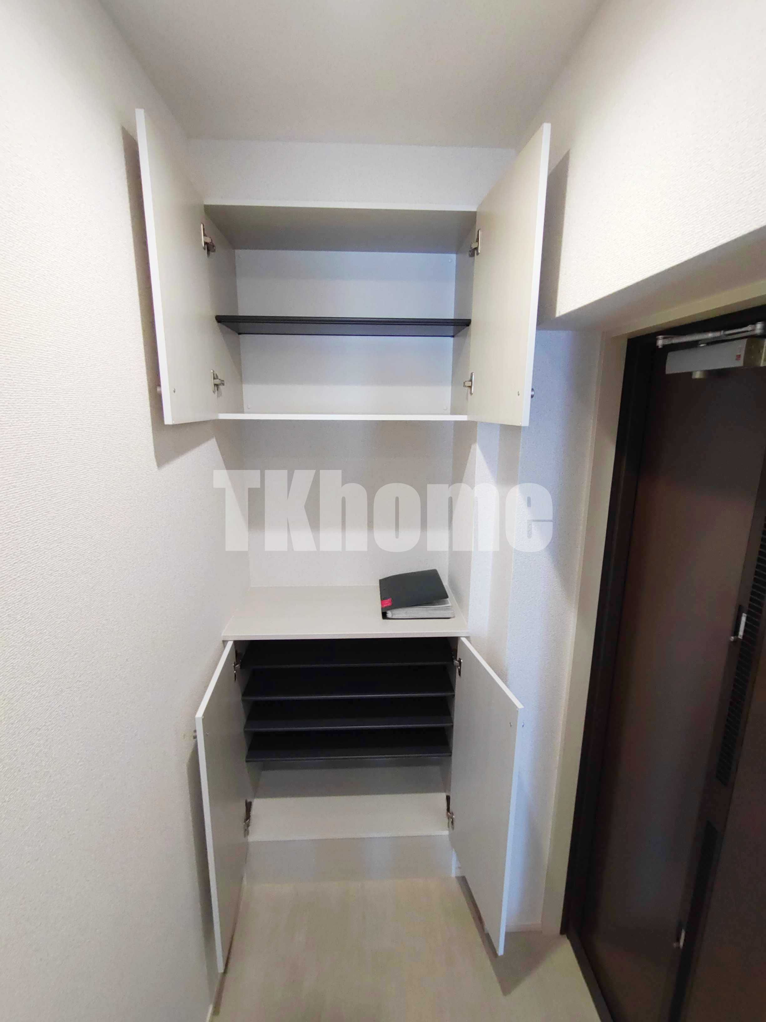 玄関　シューズボックス