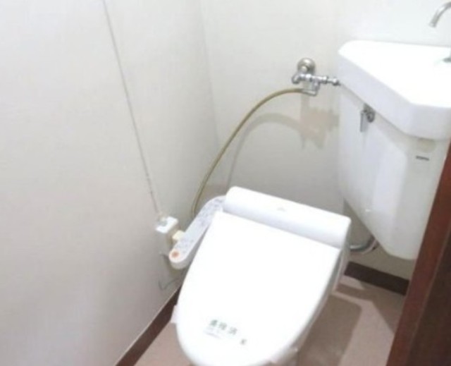 トイレ　他部屋参考。