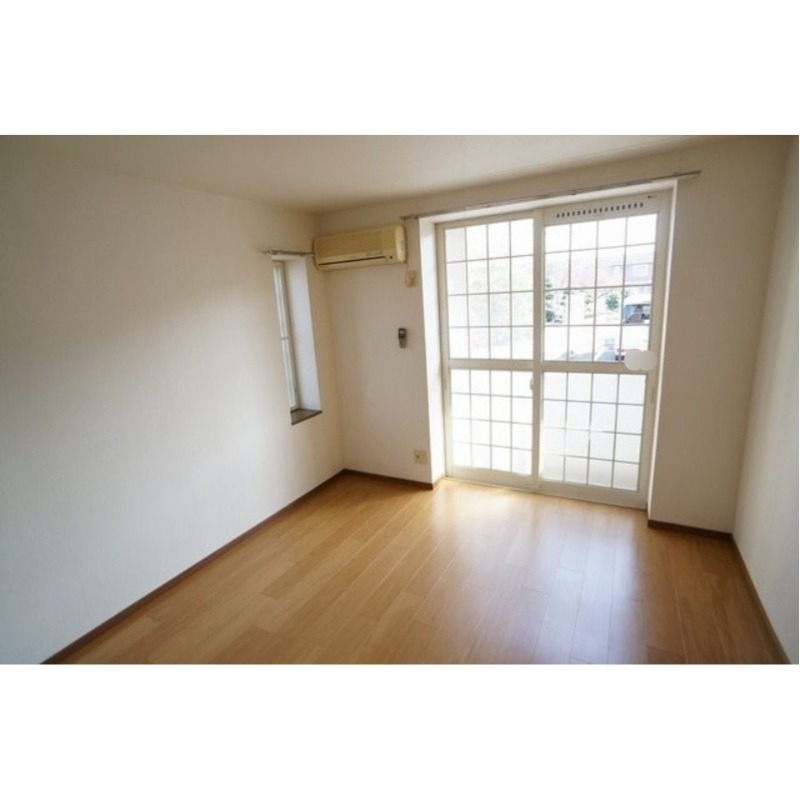 居室・リビング　図面と現状に相違がある場合には現状を優先