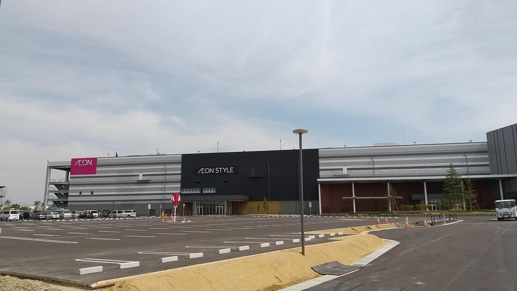 ショッピングセンター　イオンモール白山（ショッピングセンター）まで3800m