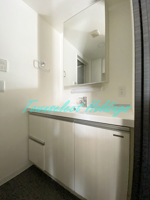 洗面設備　忙しい朝には欠かせない洗面所です