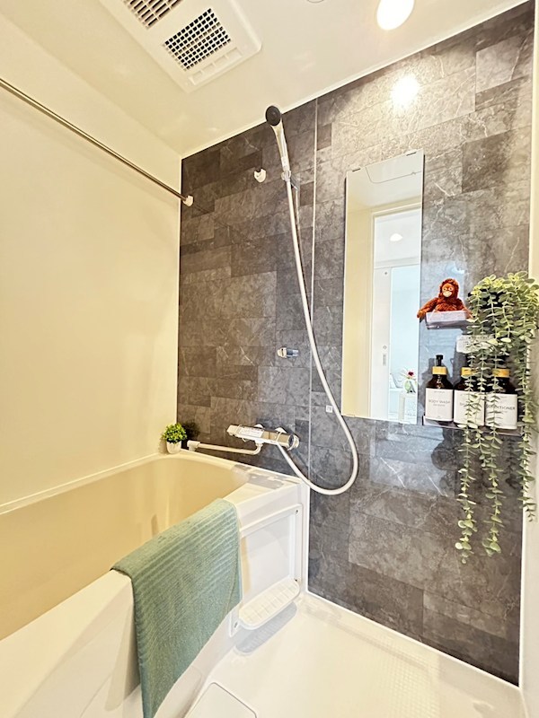 バス・シャワールーム　家具・備品はイメージです。