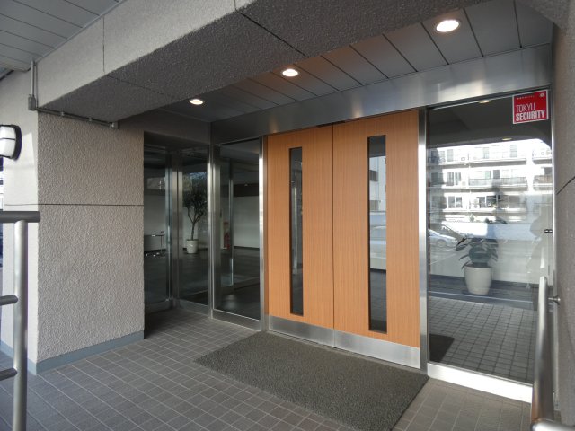 エントランス　エントランス