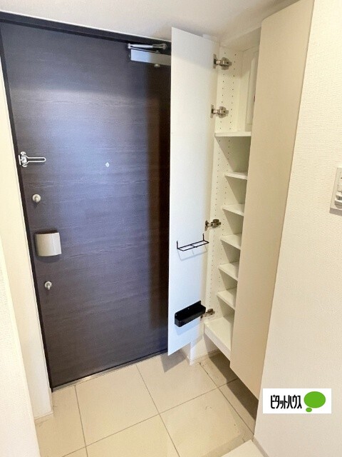 玄関　※６０３号室参照