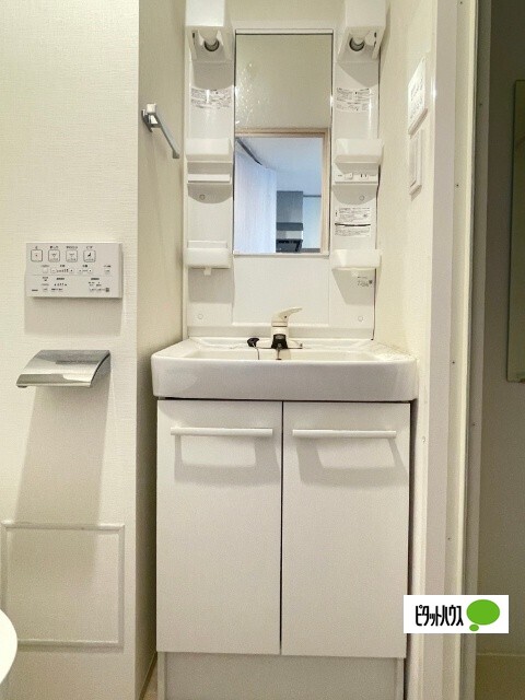 洗面設備　※６０３号室参照