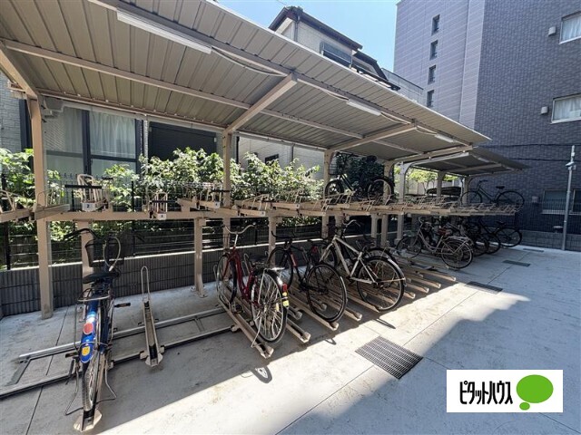 駐車場　駐輪場