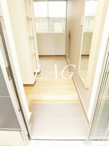 玄関　玄関です。