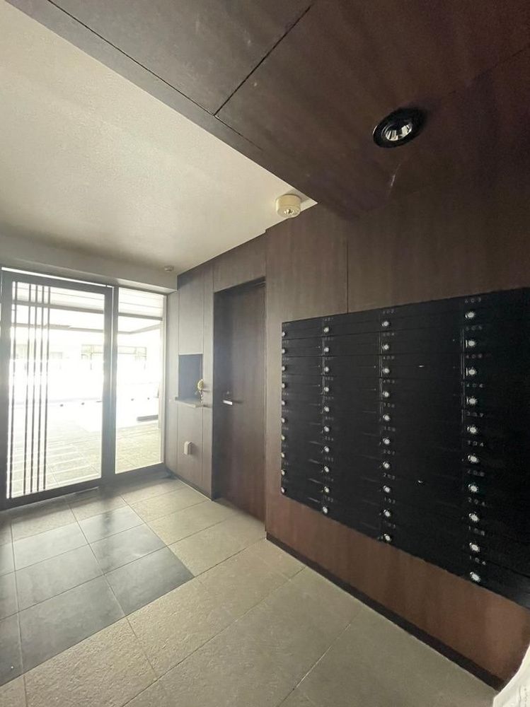 エントランス　毎日通るエントランスはこのようになっています