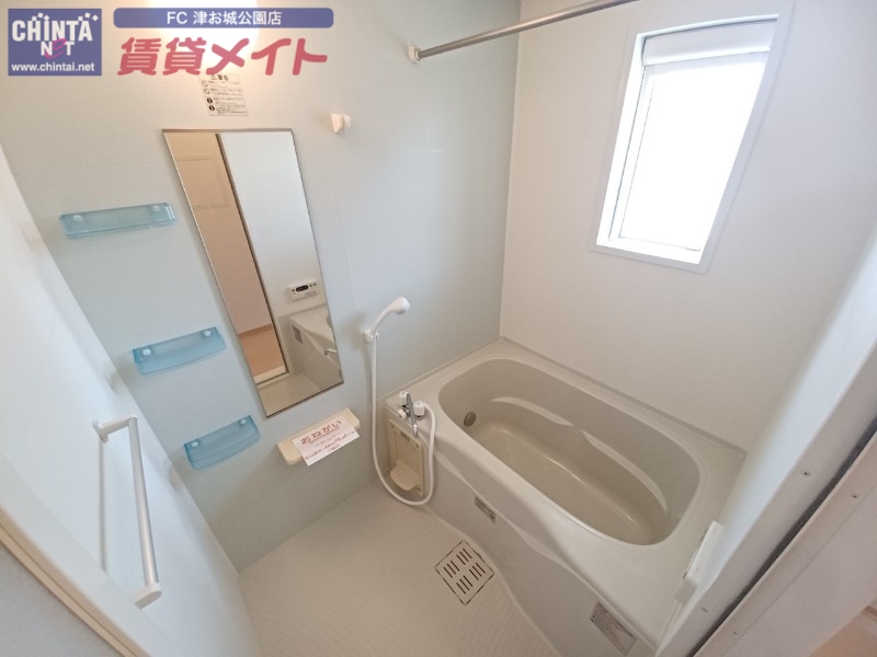 バス・シャワールーム　反転タイプ参考写真