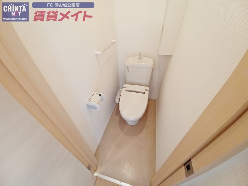 トイレ　反転タイプ参考写真