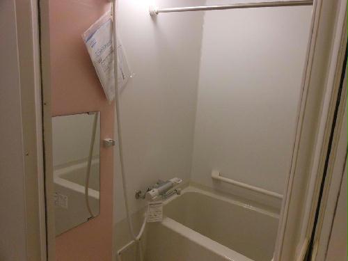 バス・シャワールーム　浴室