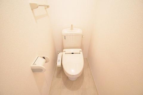 トイレ　シャワー付トイレ