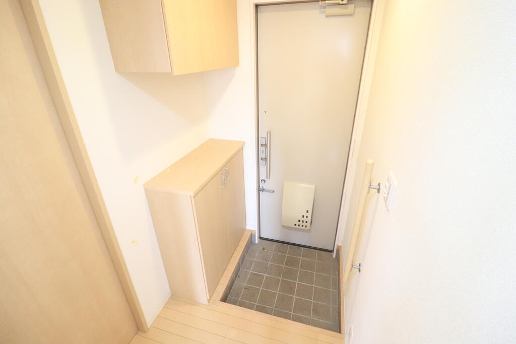 玄関　シューズBOX付き♪