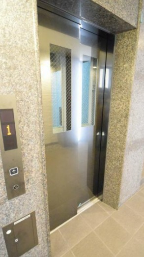その他　エレベーター