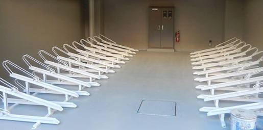 駐車場　駐輪場