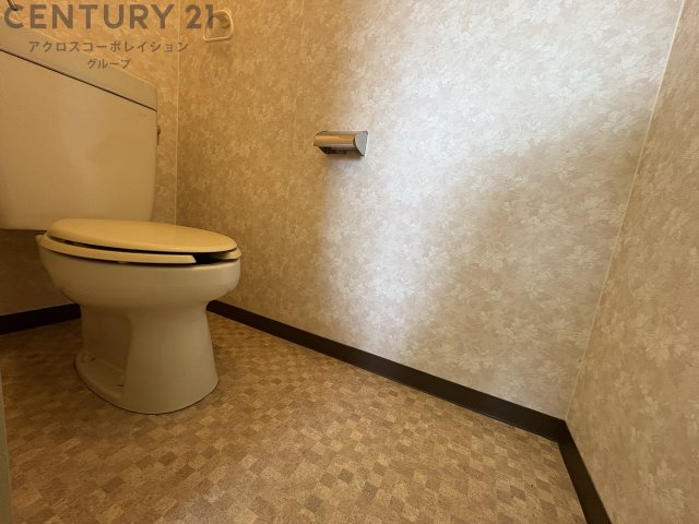トイレ　シンプルで機能的なトイレです！