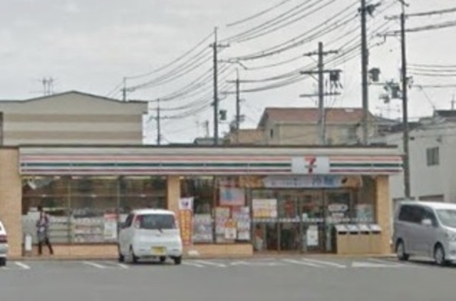 コンビニ　セブンイレブン堺深阪店（コンビニ）まで668m
