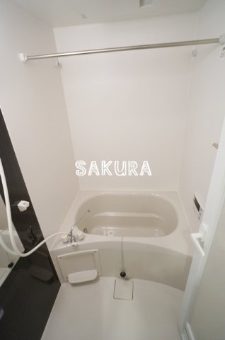 バス・シャワールーム　ご家族や長時間入浴に便利な追い炊き機能付きです♪