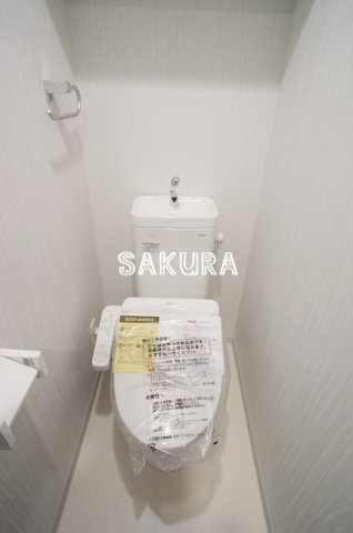 トイレ　嬉しい温水洗浄便座♪