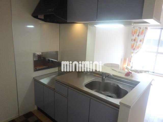 キッチン　２口のガスコンロが置けます！