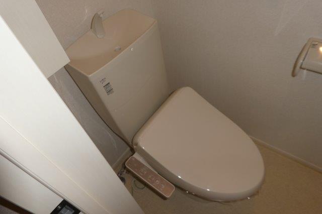トイレ　ウォシュレット