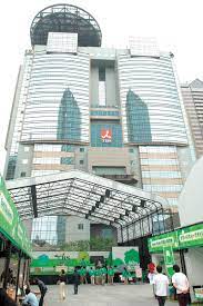 ショッピングセンター　赤坂サカス（ショッピングセンター）まで535m