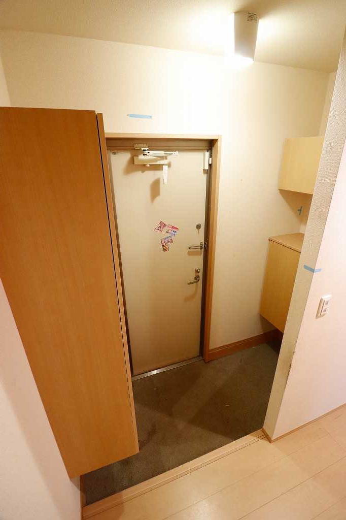 玄関　※同物件、別部屋になります。