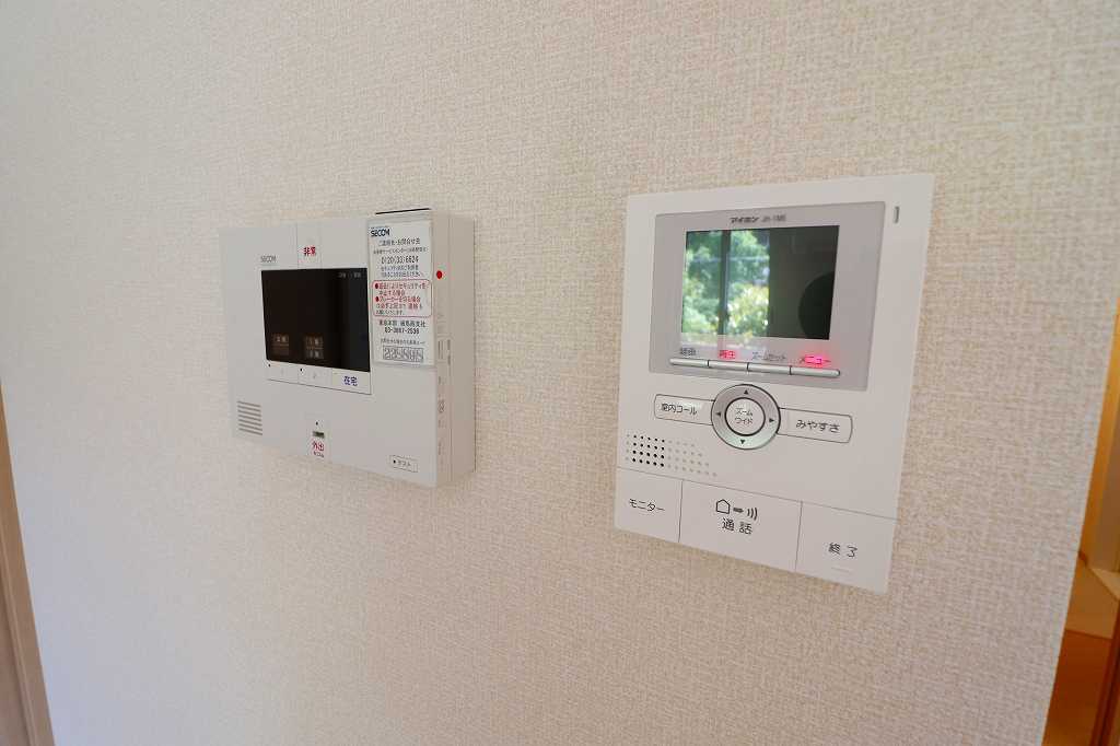 セキュリティ　※同物件、別部屋になります。