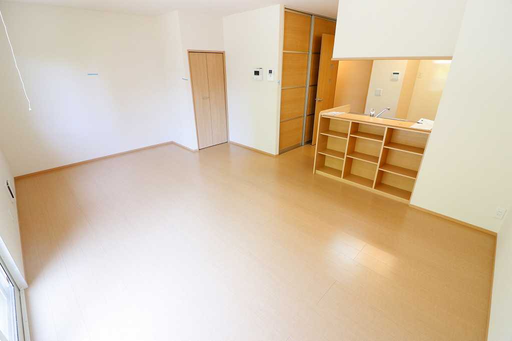 居室・リビング　※同物件、別部屋になります。