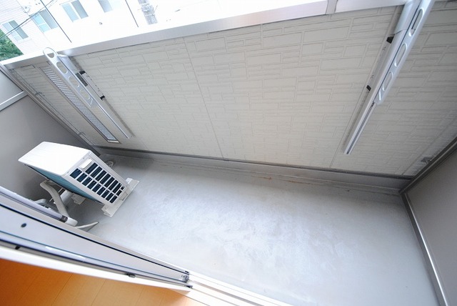 バルコニー　写真は２０５号室