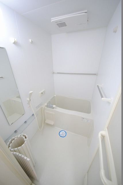 バス・シャワールーム　写真は２０５号室