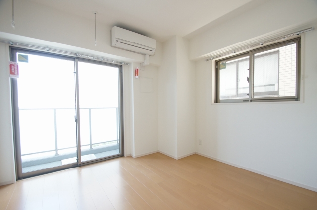 居室・リビング　「居室とキッチンが別々の１Kタイプ」