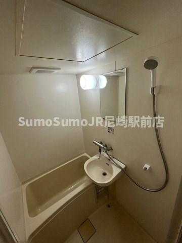 バス・シャワールーム　日々の暮らしに欠かせないお風呂です