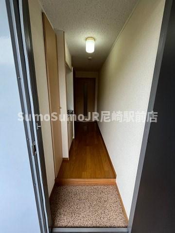 玄関　落ち着いた玄関です