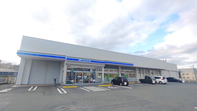 コンビニ　ローソン 日田玉川町店（コンビニ）まで212m