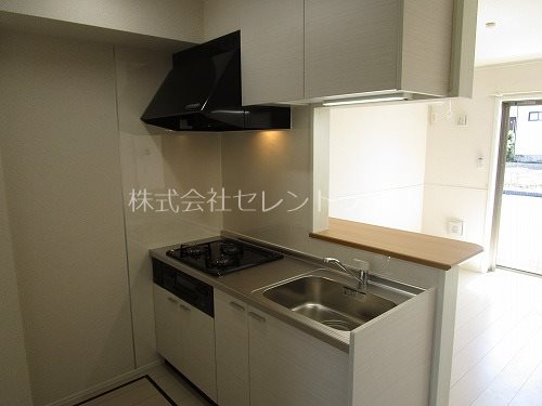 キッチン　3口コンロ付システムカウンターキッチン