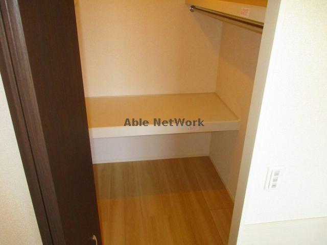 収納　ウォークインクローゼット