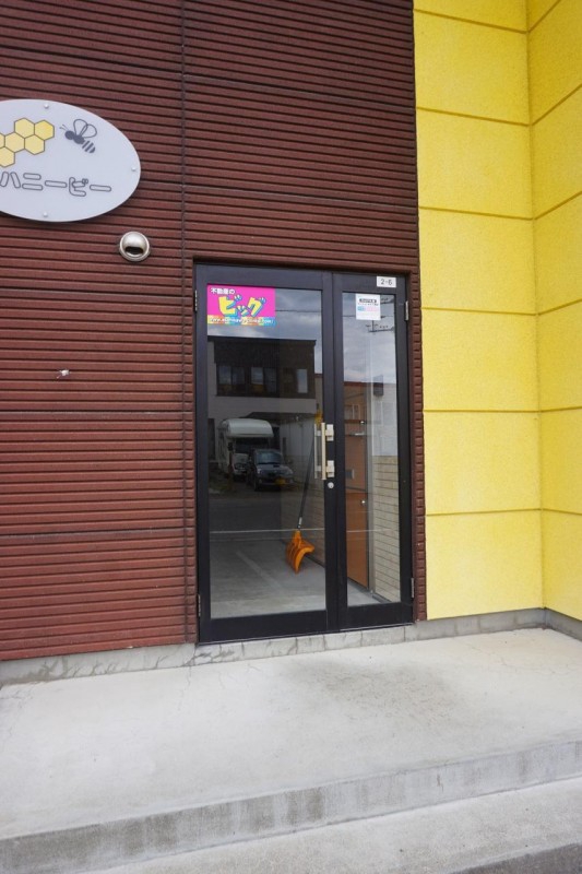 エントランス　エントランス