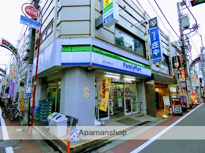 コンビニ　ファミリーマート旗の台駅前店（コンビニ）まで222m