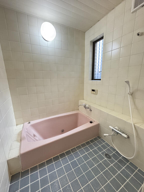 バス・シャワールーム　追い炊き付き♪