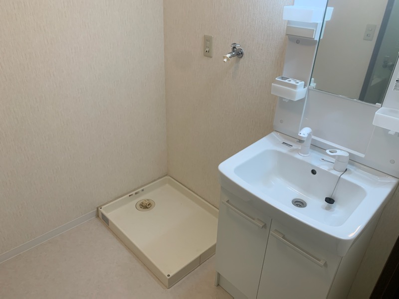 洗面設備　別部屋　参考写真です