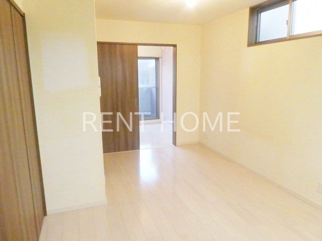 居室・リビング　リビング8帖