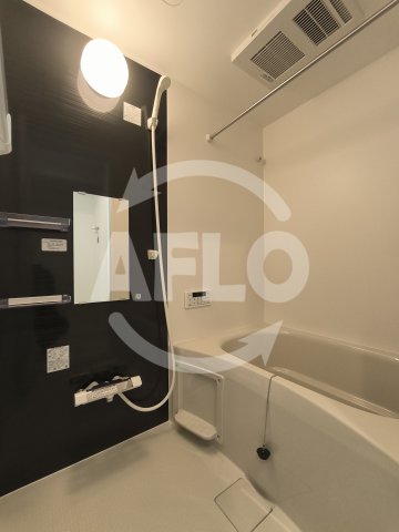 バス・シャワールーム　Art　Ebie　浴室