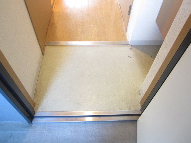 玄関　グリーンハイム三軒