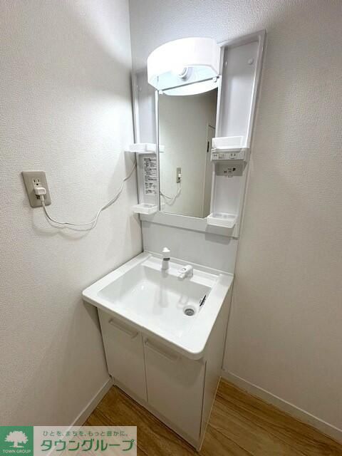 洗面設備　別部屋参照　現状優先