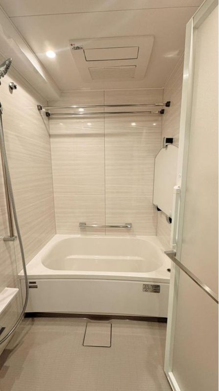 バス・シャワールーム　写真は同タイプ住居です。