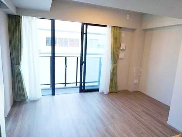 居室・リビング　写真は同タイプ住居です。