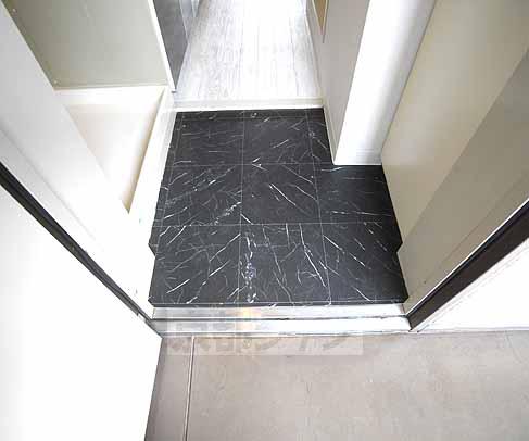 玄関　玄関です。