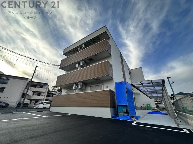 建物外観　安心のオートロック付き♪